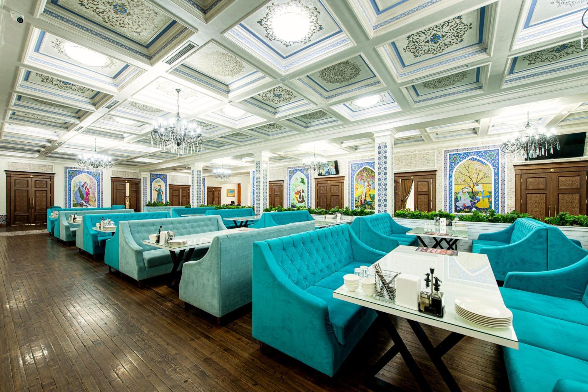 Shymkent Grand Hotel Екстериор снимка