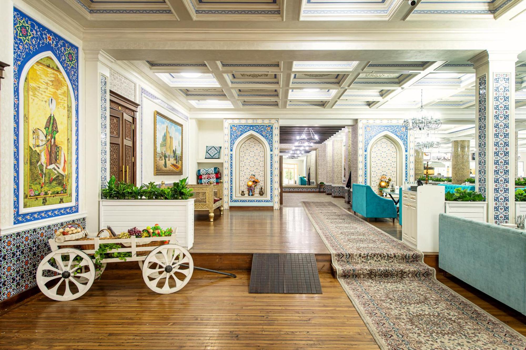 Shymkent Grand Hotel Екстериор снимка